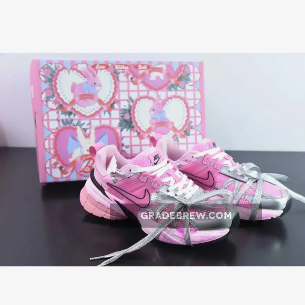 Nike WMNS Runtekk Pink Silver Black