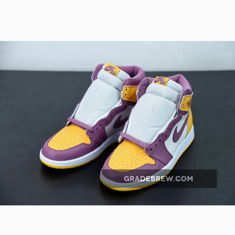 Nike Air Jordan 1 High OG Brotherhood White/Gold/Bordeaux 555088-706