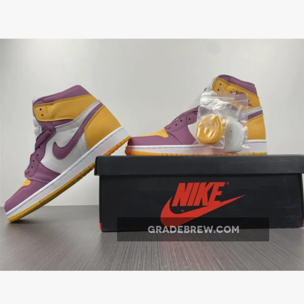 Nike Air Jordan 1 High OG Brotherhood White/Gold/Bordeaux 555088-706