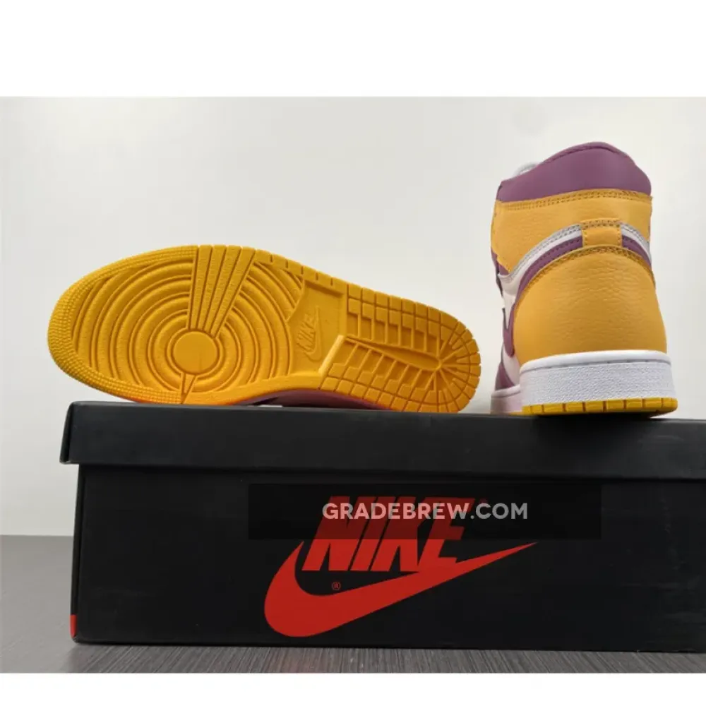 Nike Air Jordan 1 High OG Brotherhood White/Gold/Bordeaux 555088-706