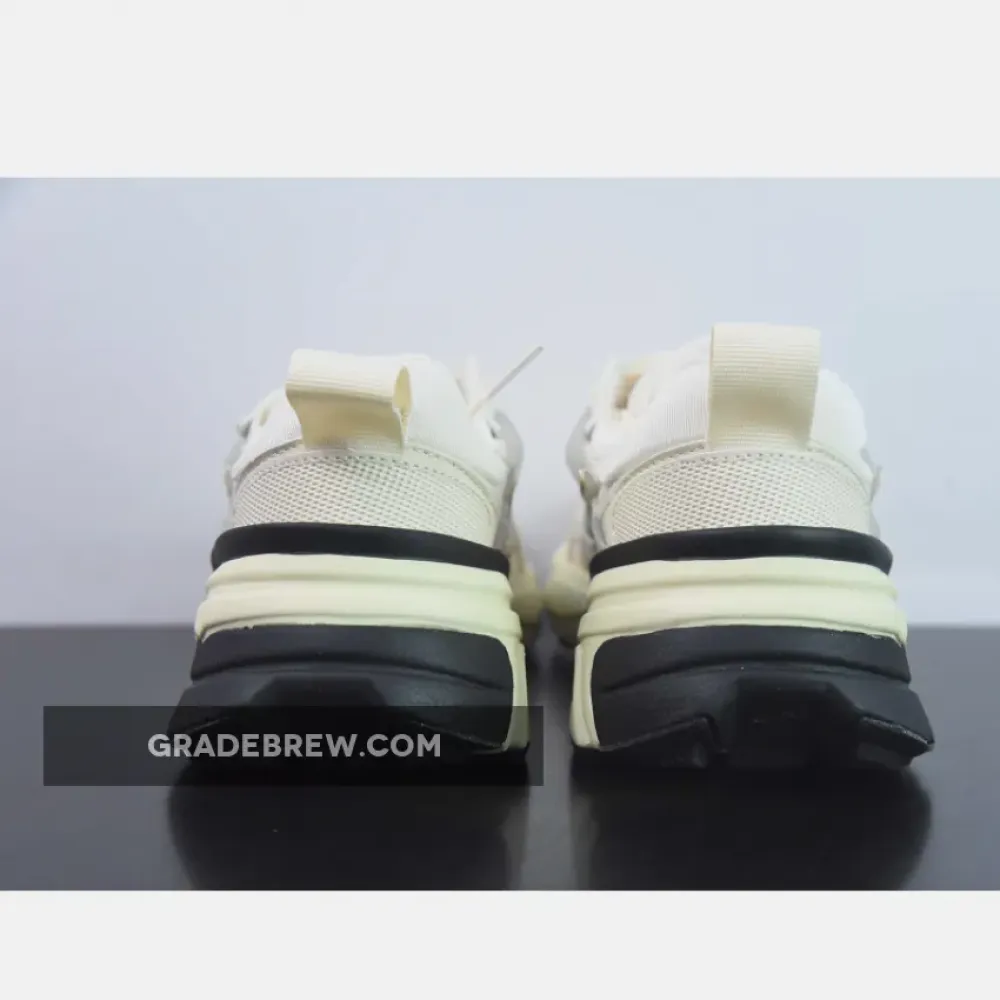 Nike Runtekk Coconut Milk Black White/Black/Sail