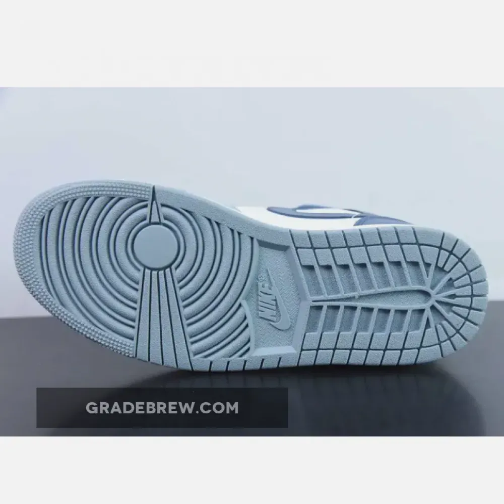 Nike Air Jordan 1 Mid Two-Tone Blue  BQ6472-140