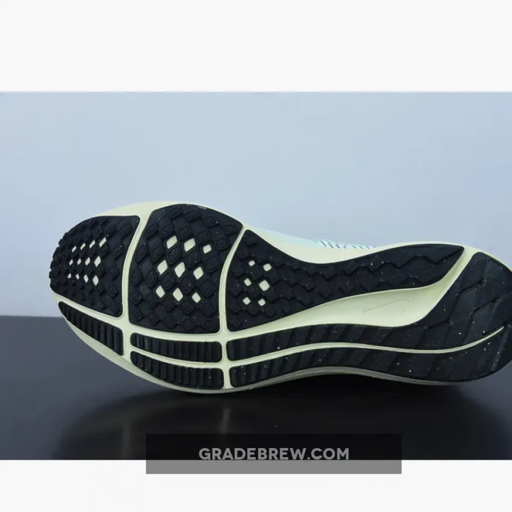 Nike Air Zoom Pegasus 39 Mint Barely Green Volt DH4071-301