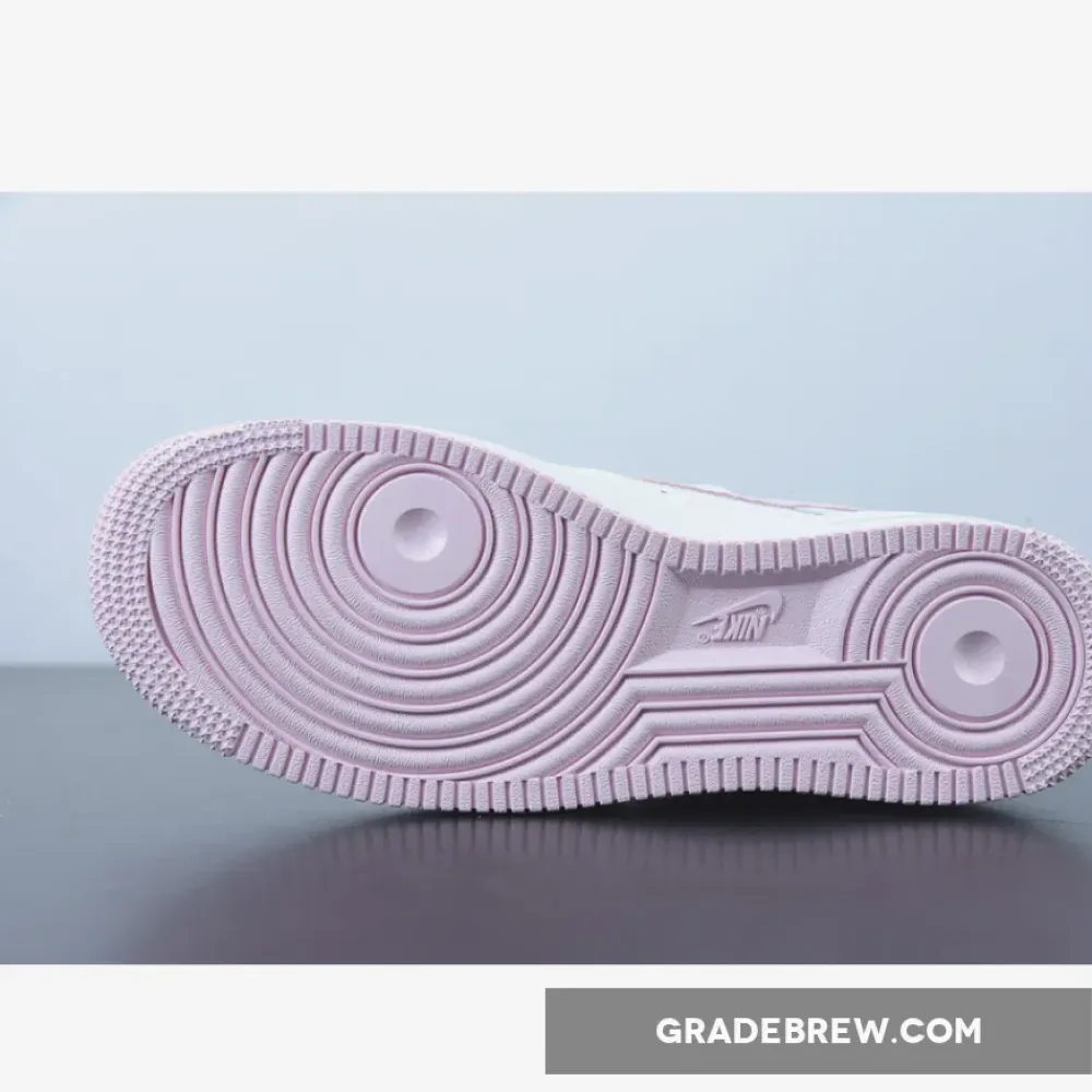 Nike Air Force 1 Valentine’s Day 2022 White/University Red/Atmosphere DQ9320-100