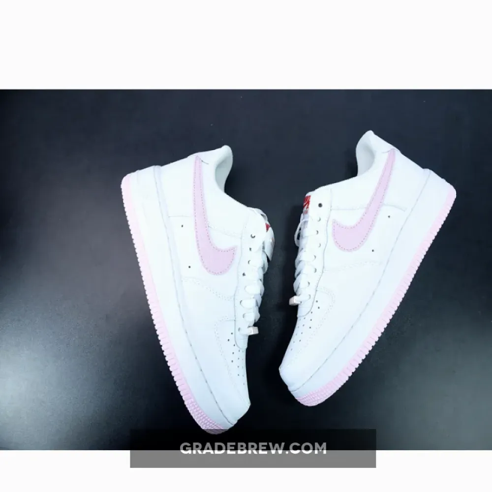 Nike Air Force 1 Valentine’s Day 2022 White/University Red/Atmosphere DQ9320-100