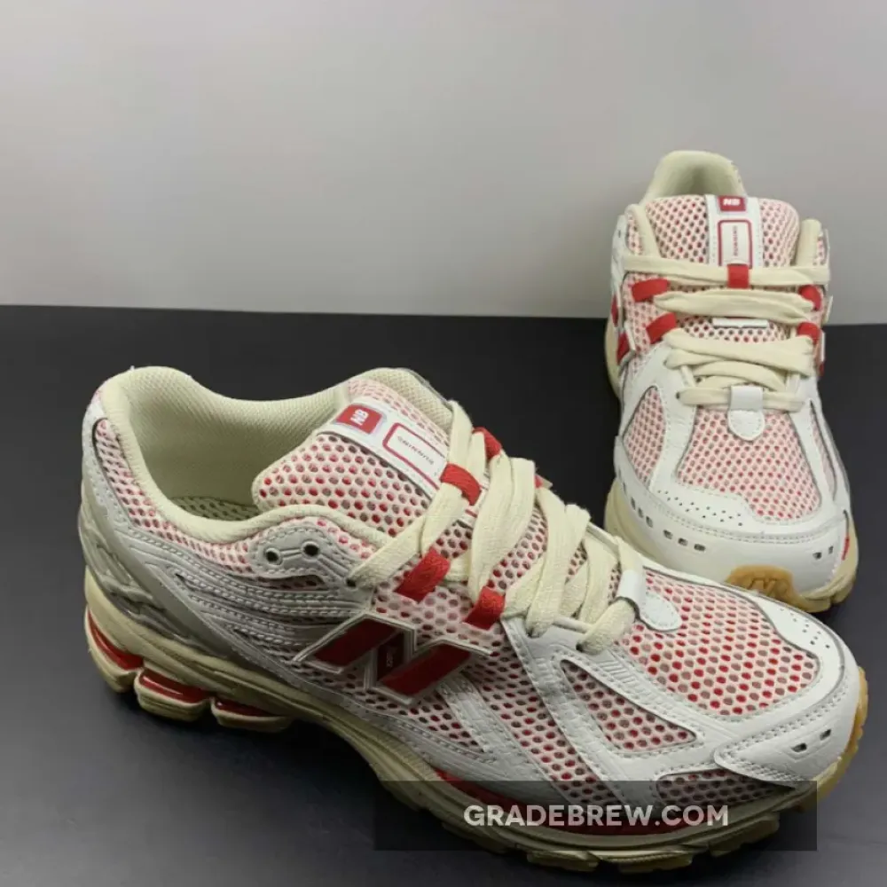 New Balance 1906R White/Red  M1906RO