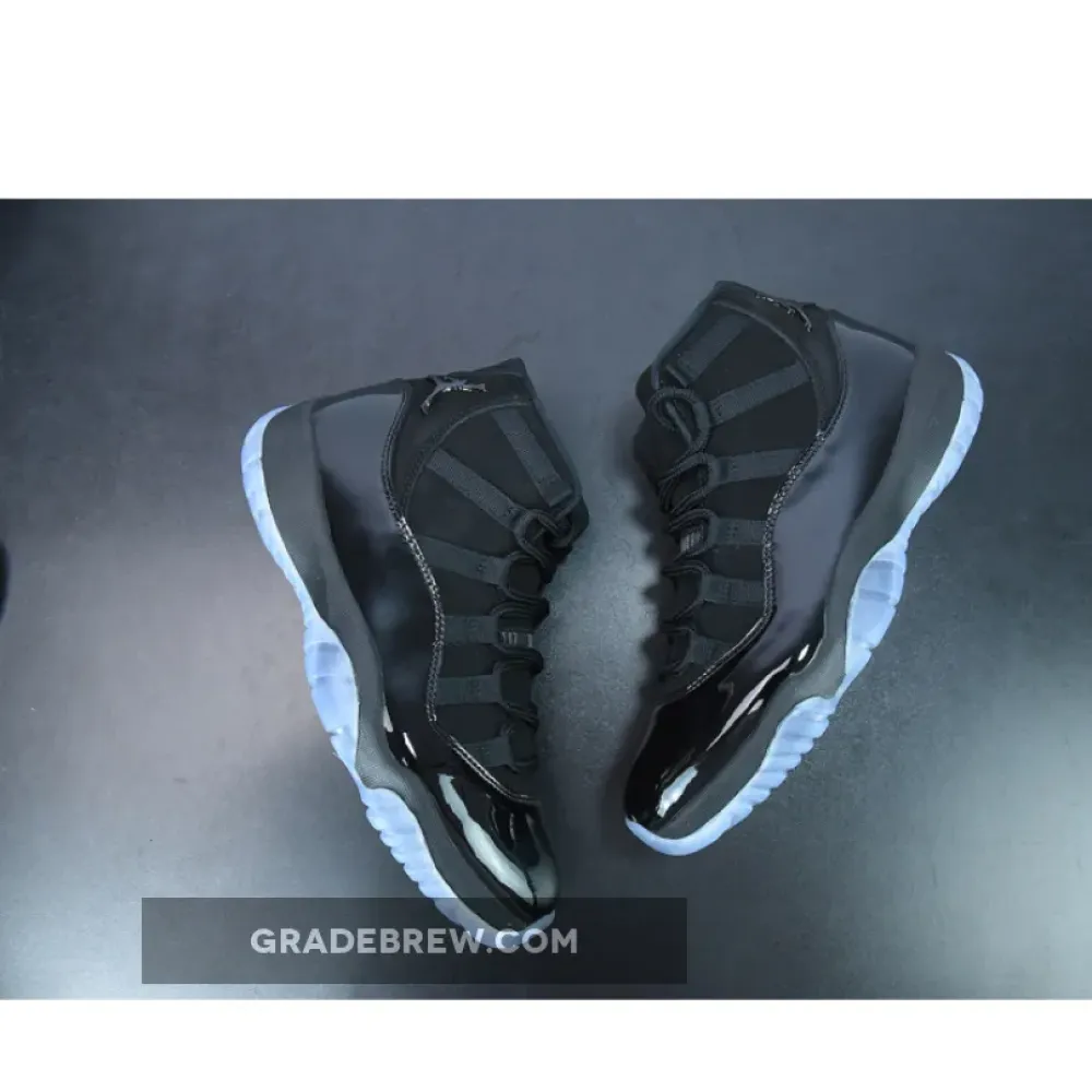 Air Jordan 11 Cap And Gown Black/White/Grey 378037-005