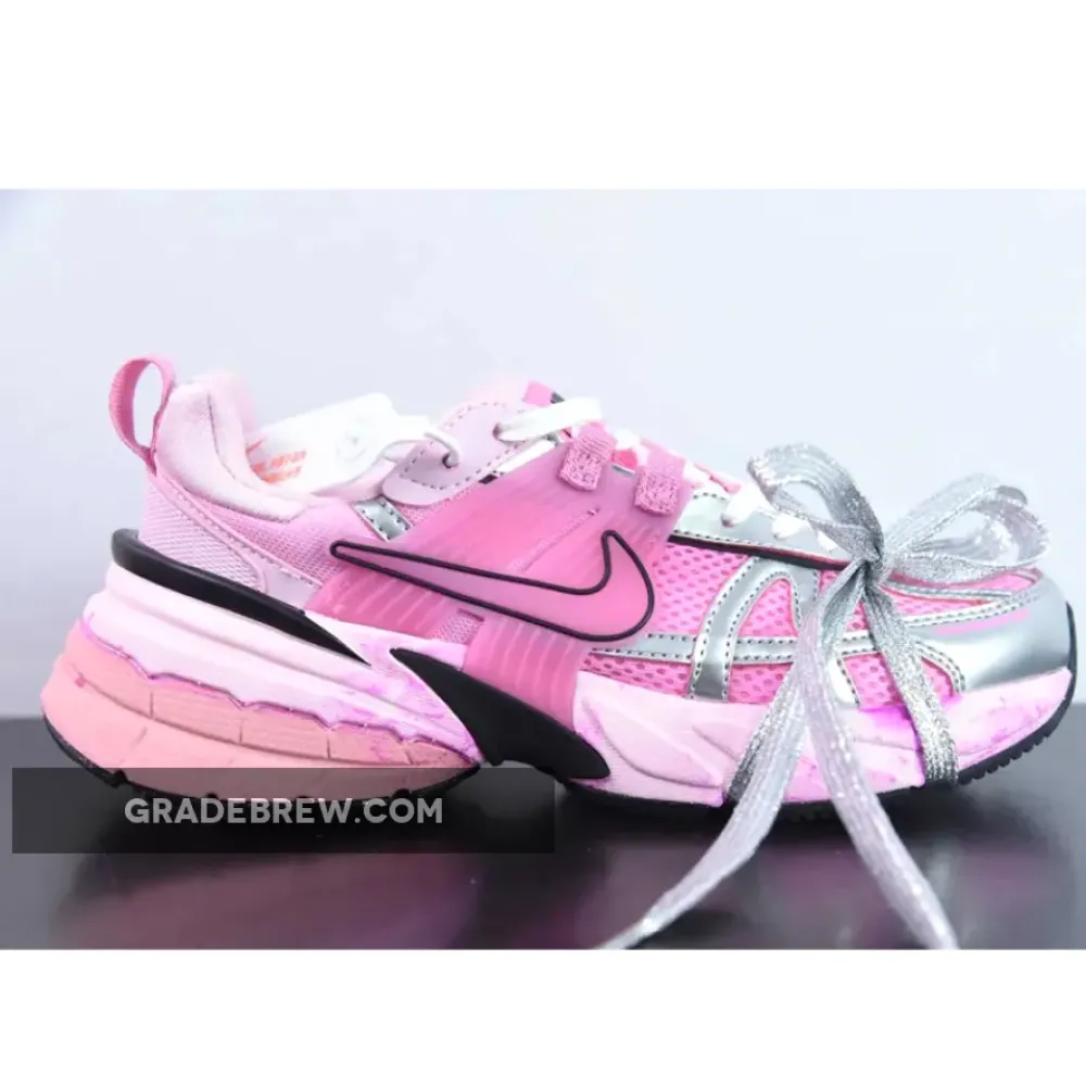 Nike WMNS Runtekk Pink Silver Black