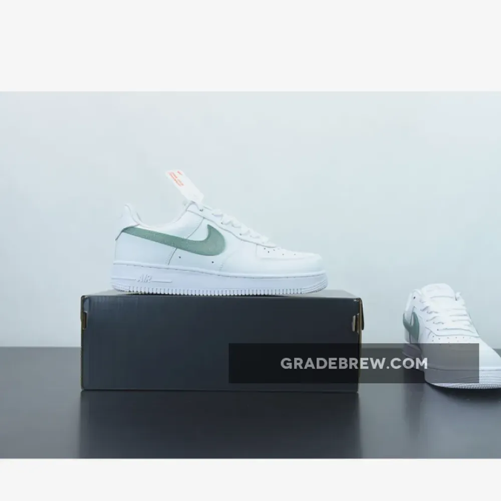 Nike Air Force 1 Low Glitter Swoosh White/Green/Black DH4407-100