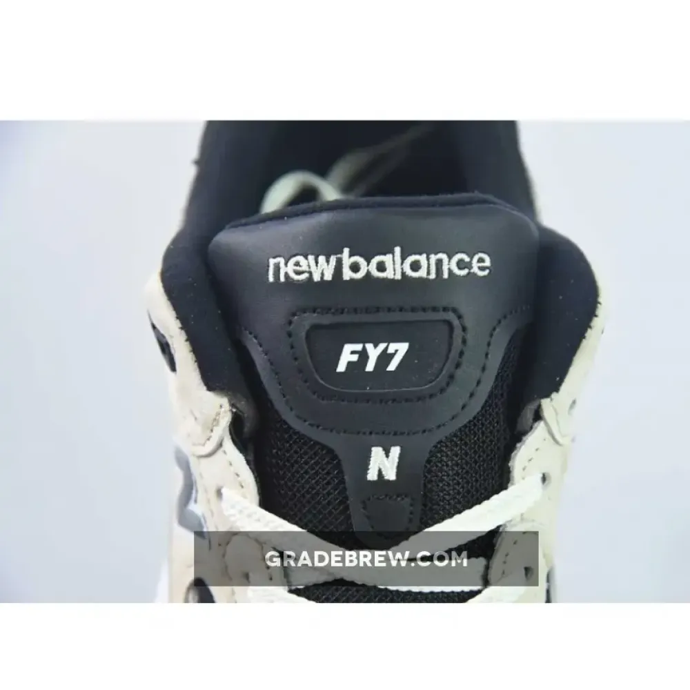 New Balance 992 Studio FY7 Black/White/Silver M992FY7